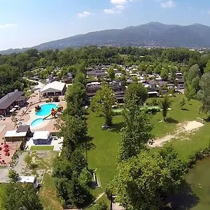 holiday-chalets-camping-class.it-lombardy.com/